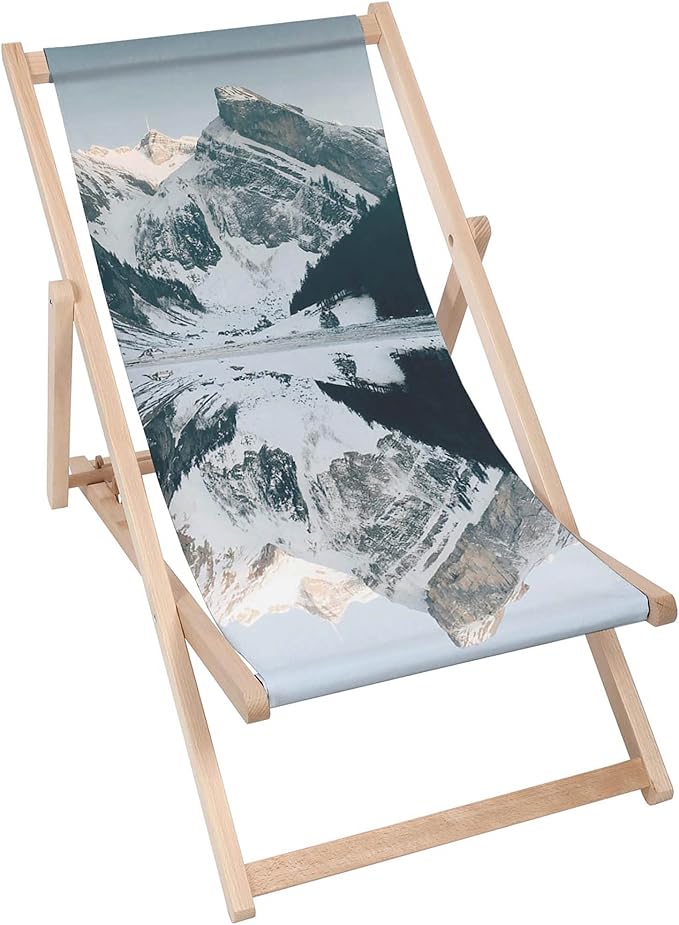 Holzliegestuhl Schneebedeckte Gipfel