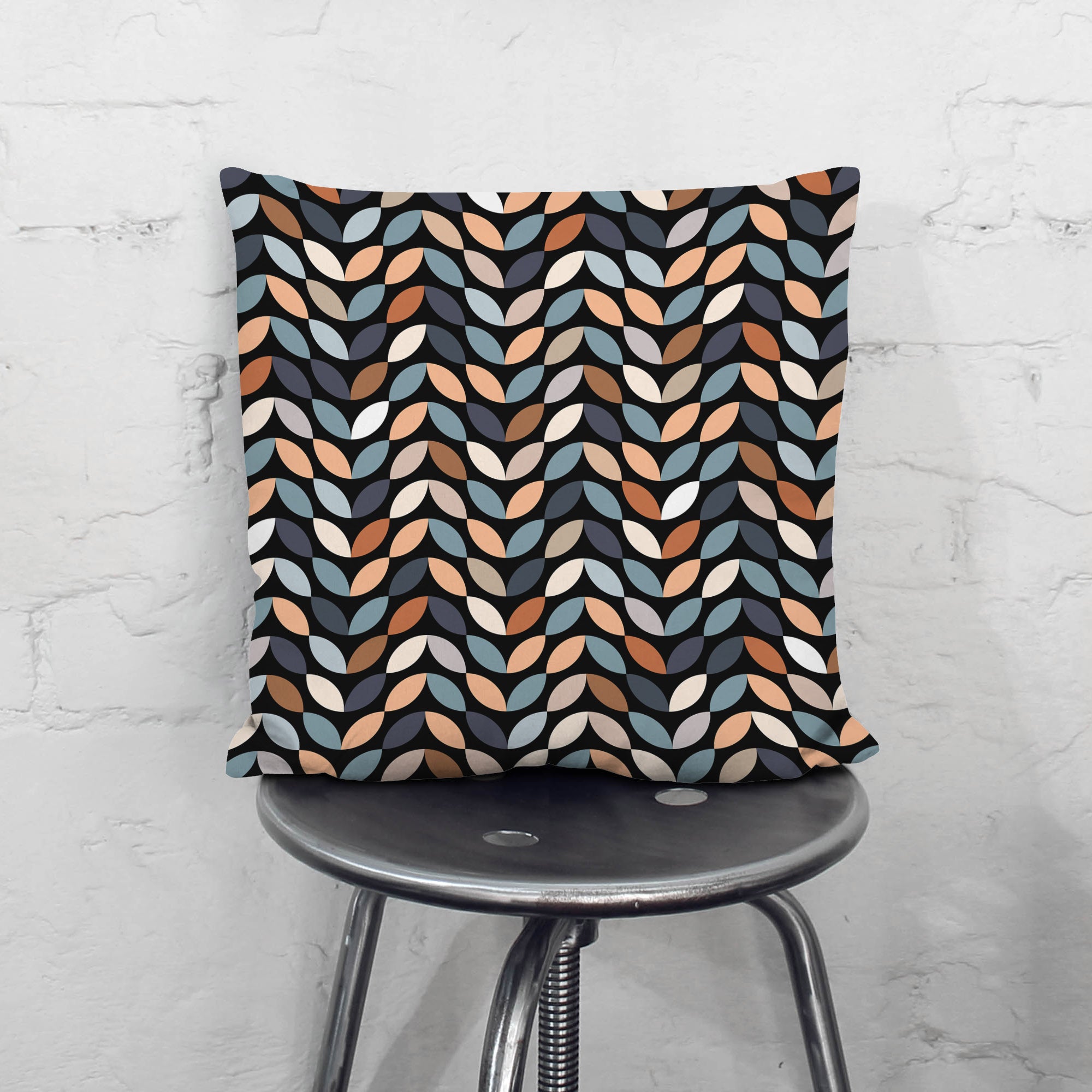 Retro Black Leaves