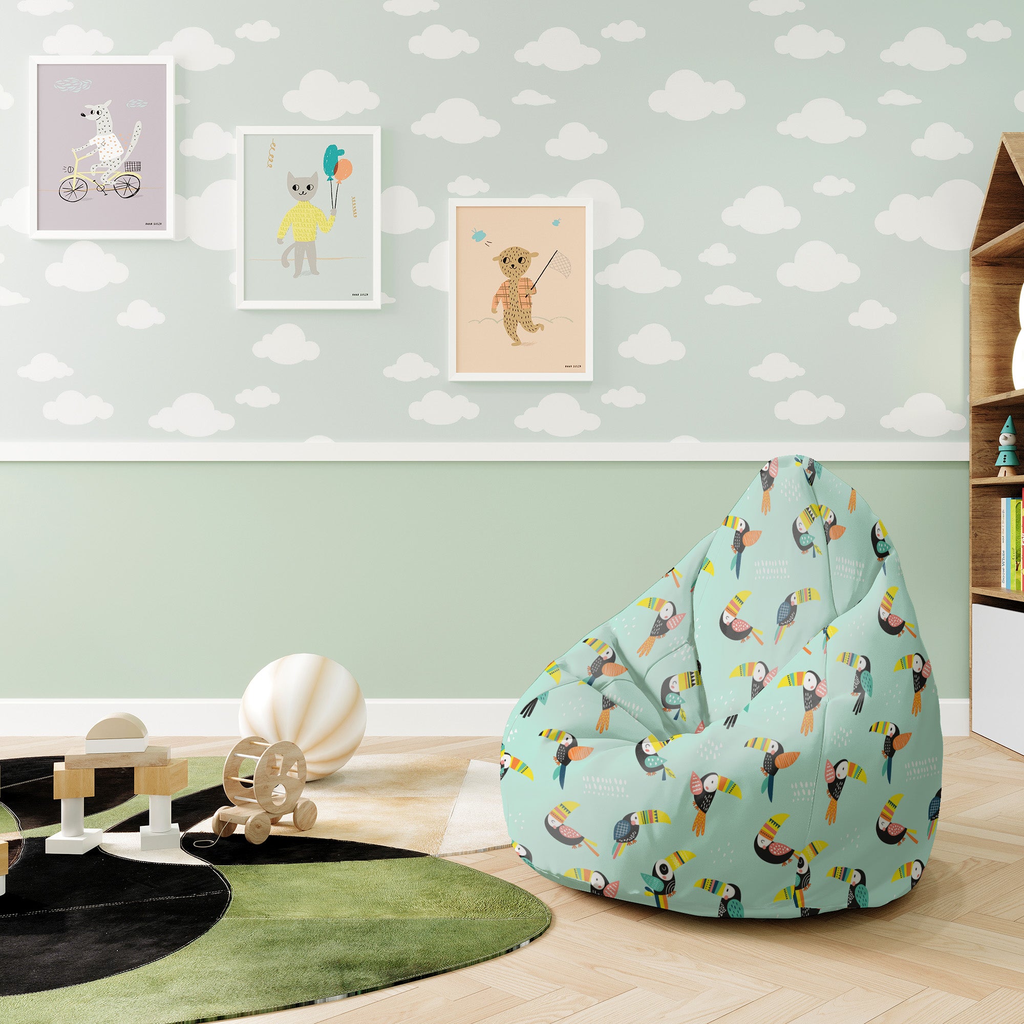 Pearshape Toucans Pouf-S-Oxford