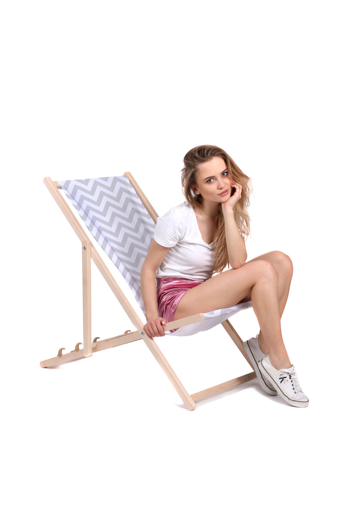 Dřevěné lehátko Zig Zag šedé